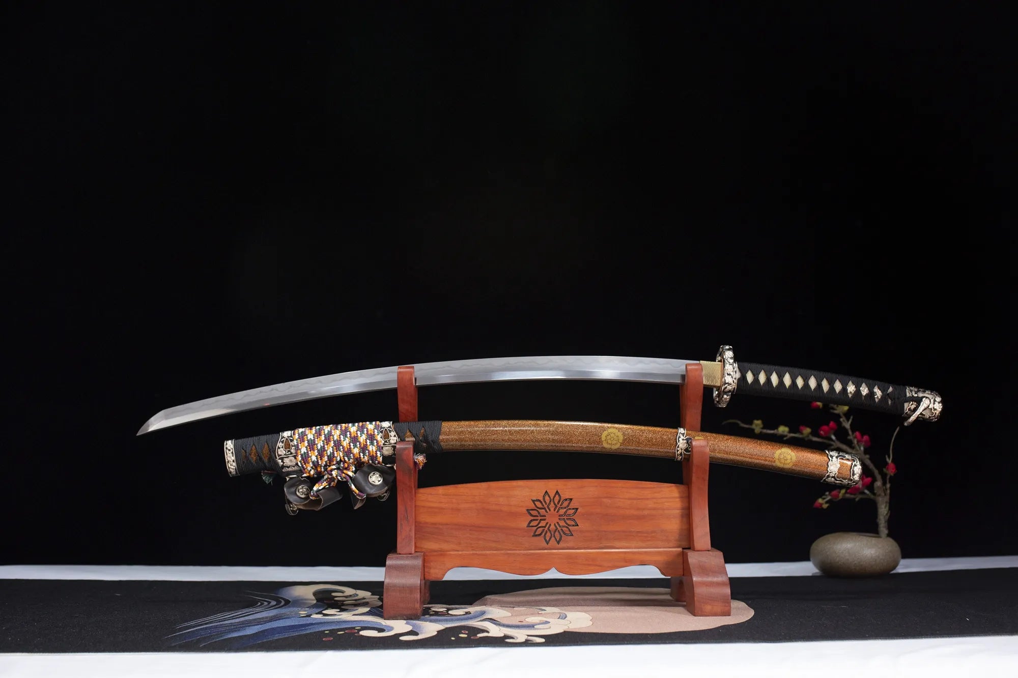 japanese tachi sword - rokudou no onna-tachi 