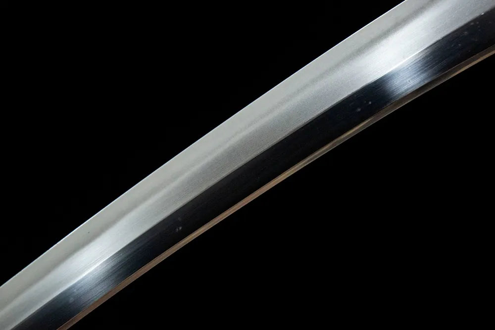 Night Wakizashi middle blade, crisp Suguha straight hamon pattern