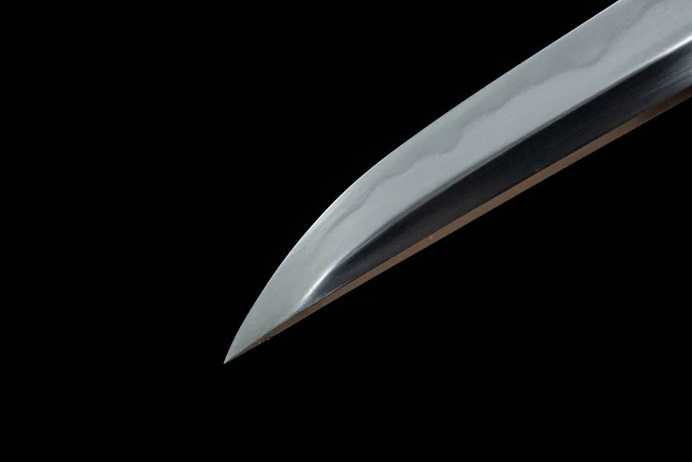 Acalanatha Tanto blade tip detail, sharp edge T8 tool steel tanto