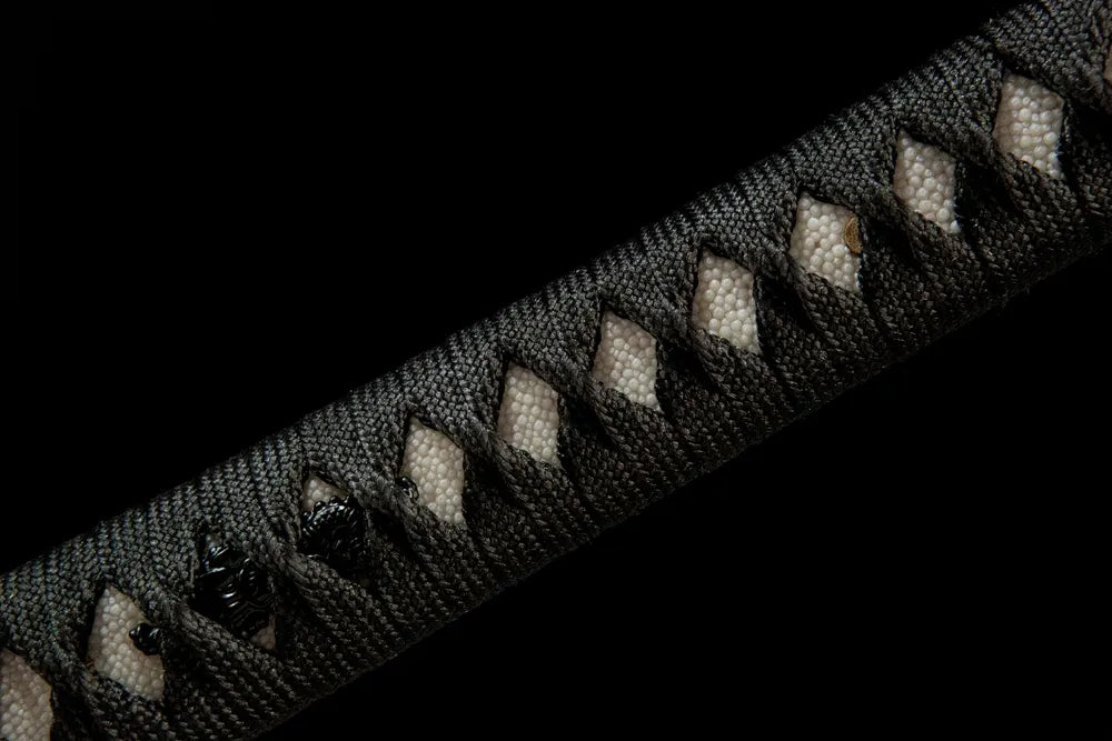 Black Edge Katana alloy menuki ornament, practice sword handle detail