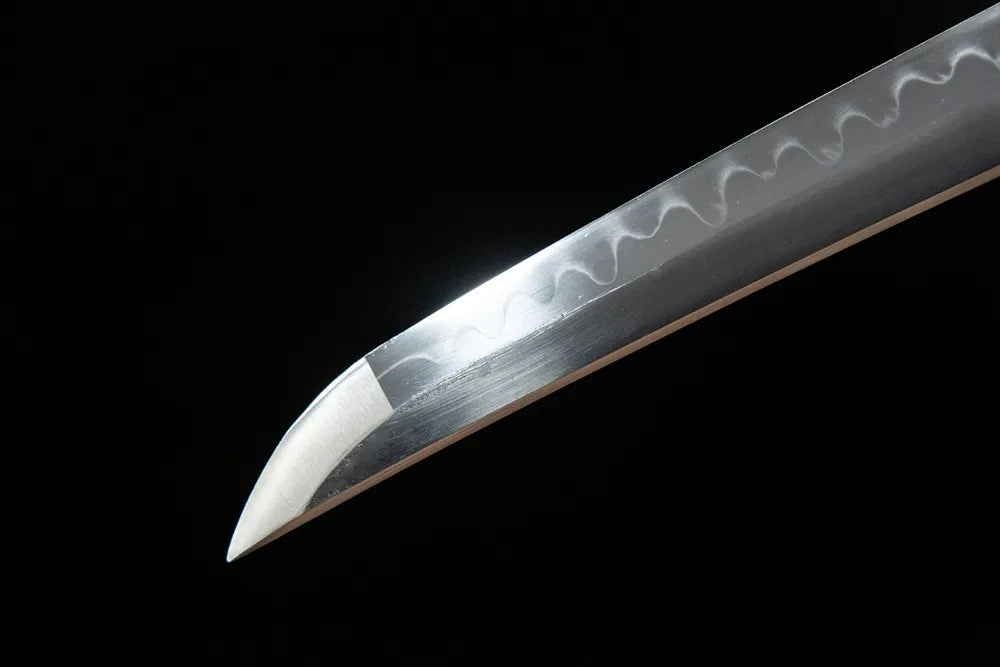 Plum Blossom Dragon Tanto blade tip detail, finely polished sharp cutting edge
