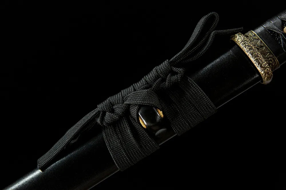 Acalanatha Tanto cotton sageo cord closeup, traditional sheath tie