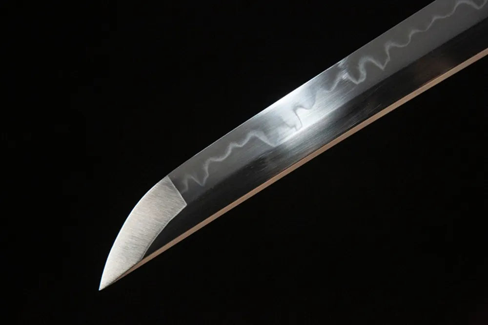Lion King Tachi blade tip detail, hand crafted sharpened cutting edge