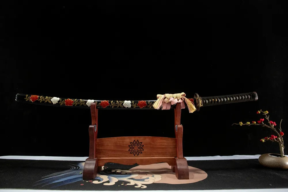 Horizontal front display folding steel suguha disassemblable floral collectible katana