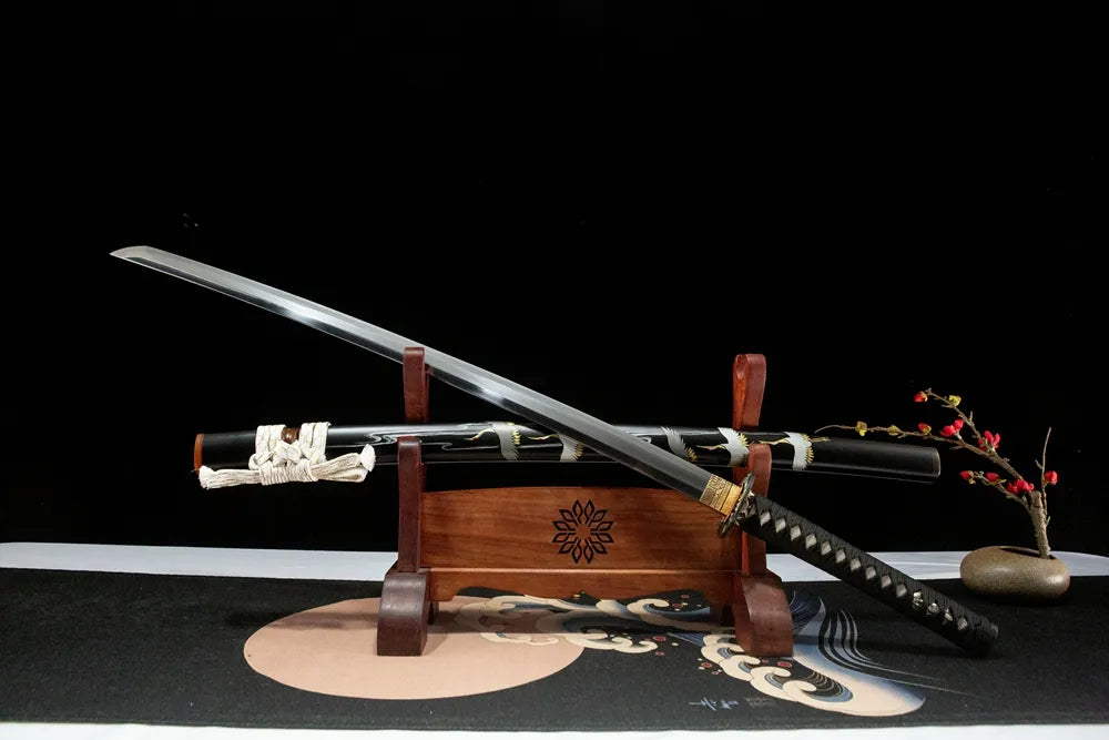 45° unsheathed front view Dancing Crane omaru boshi shinogizukuri sharp functional blade