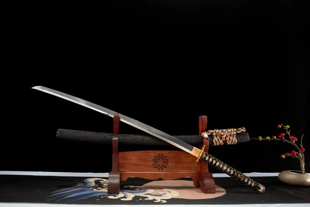 45° unsheathed front view real yokote shinogizukuri fully sharp premium blade