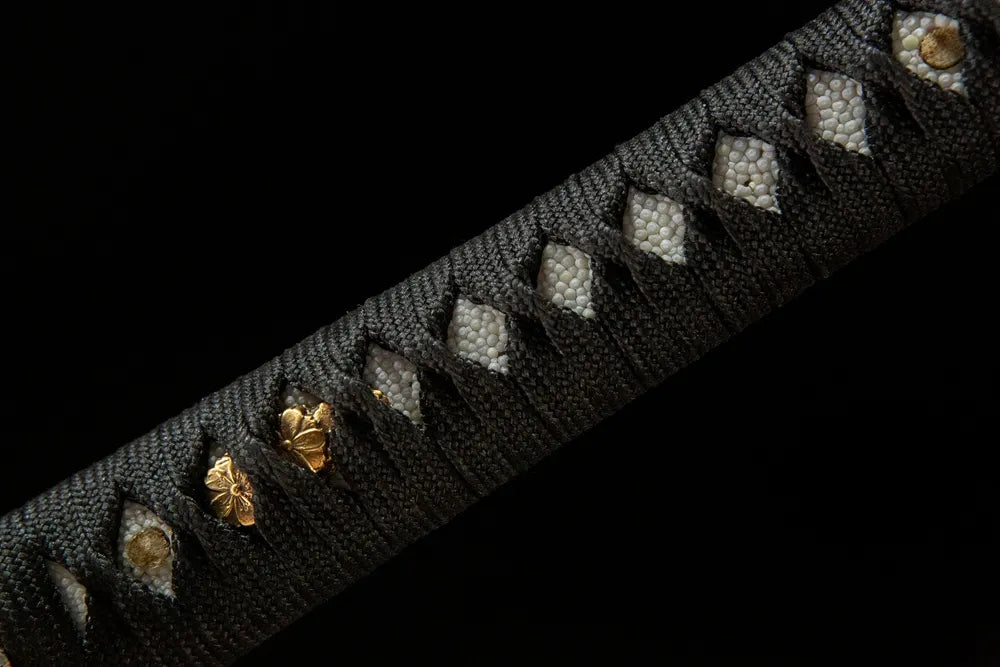 Middle handle front shot natural ray skin under woven cotton ito