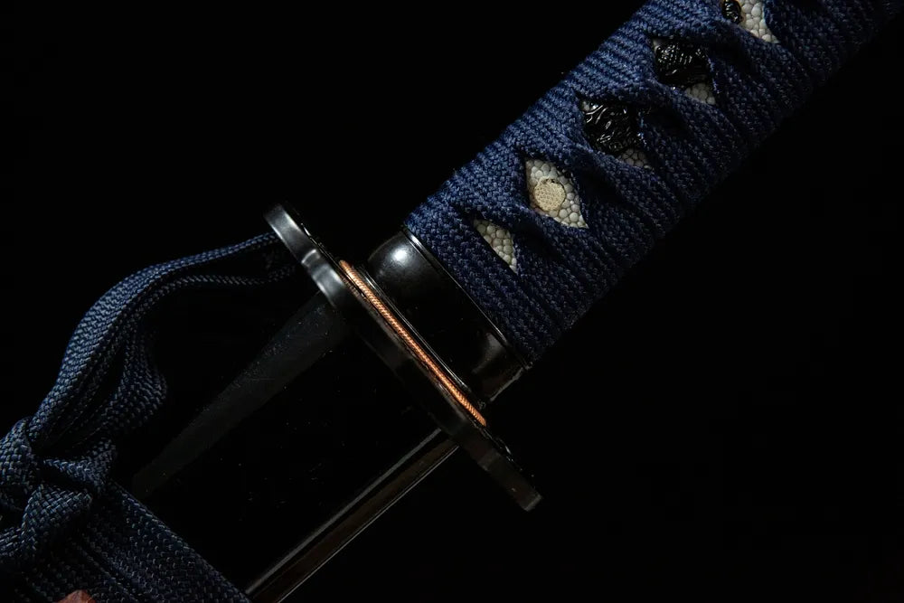 Fuchi collar closeup Hummingbird Wakizashi matte black alloy handle base ring