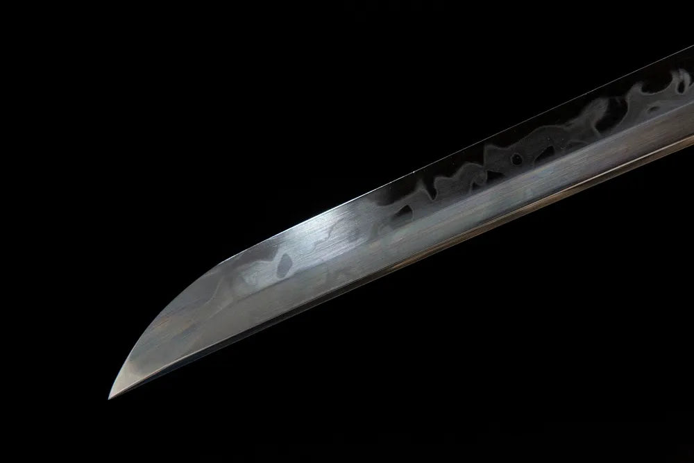 Kissaki tip closeup fully hand mirror polished sharp functional cutting edge