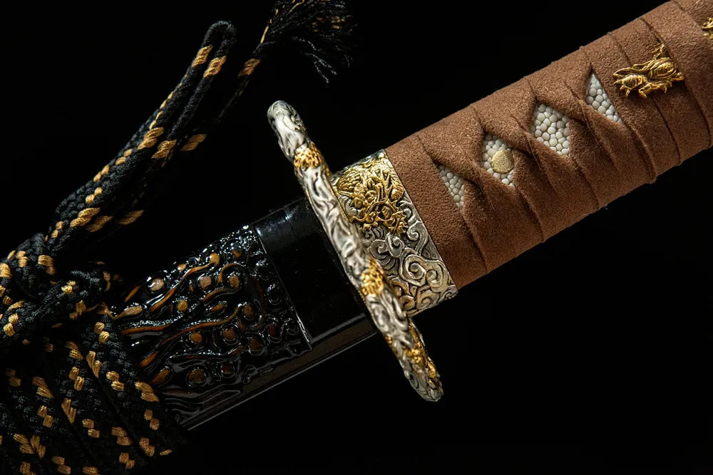 Fuchi collar closeup gold silver plated copper dragon relief ring
