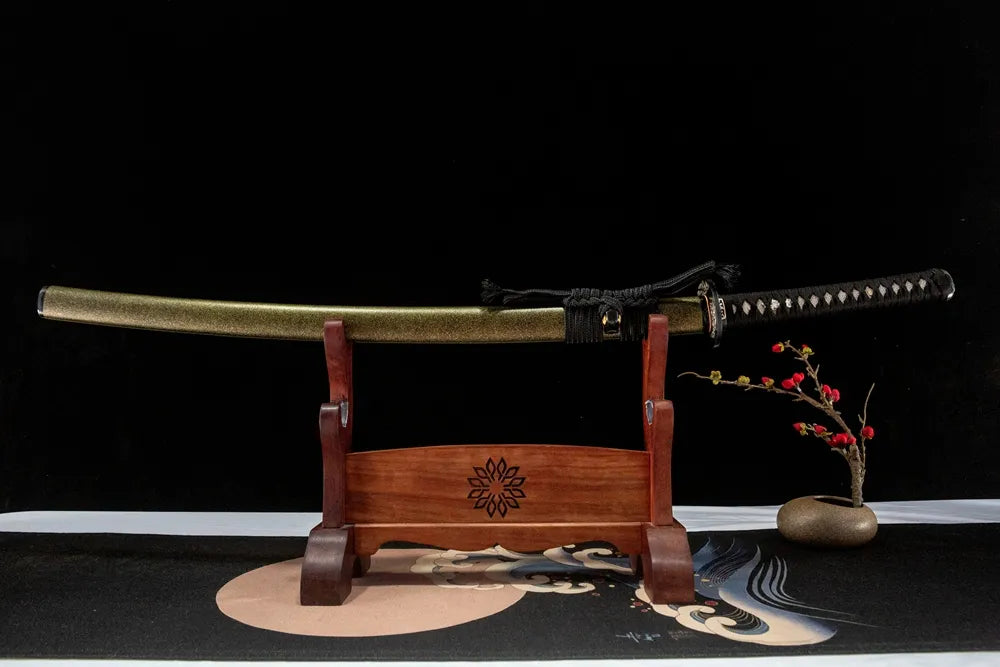 Horizontal front display nine sons of dragon disassemblable T10 Notare collectible katana