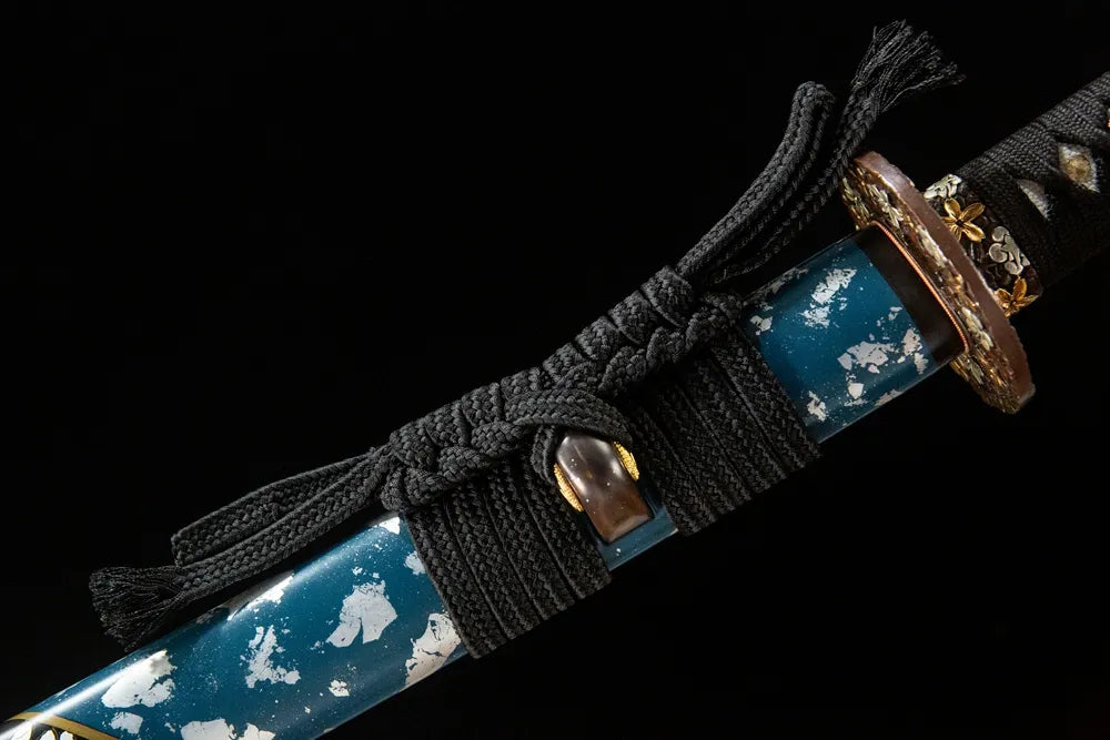 Plain cotton sageo cord tied on ox horn kurikata saya ring