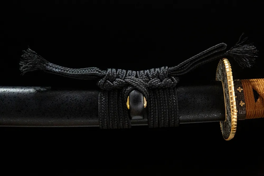 Coarse cotton sageo cord tied on Tianming wakizashi saya ring