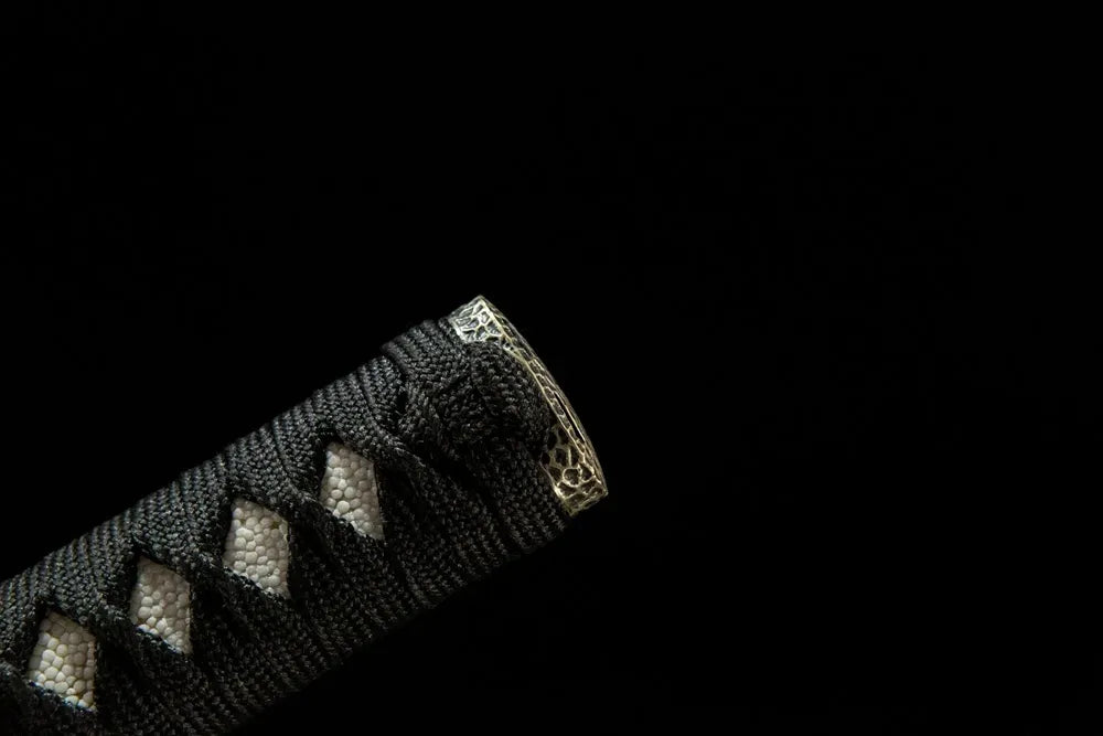 Red Tiger Wakizashi handle end detail, red tiger motif alloy kashira
