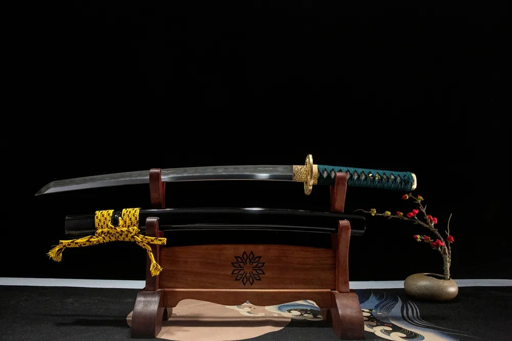 Unsheathed Holy Spirit horizontal shot sanmai laminated gunome hamon short blade