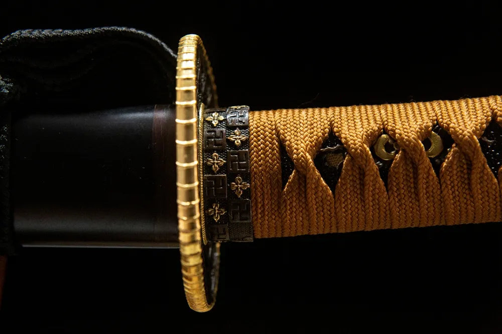 Fuchi collar closeup plain solid copper handle ring