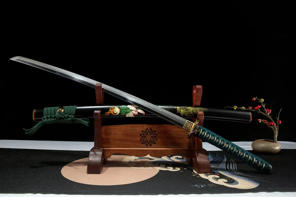 Lotus Heart Katana 45-degree unsheathed view, clay tempered real yokote Uzi steel blade