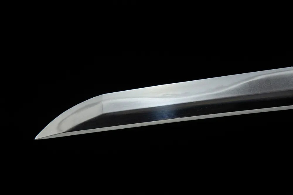 Kissaki tip closeup fully polished sharp functional cutting edge