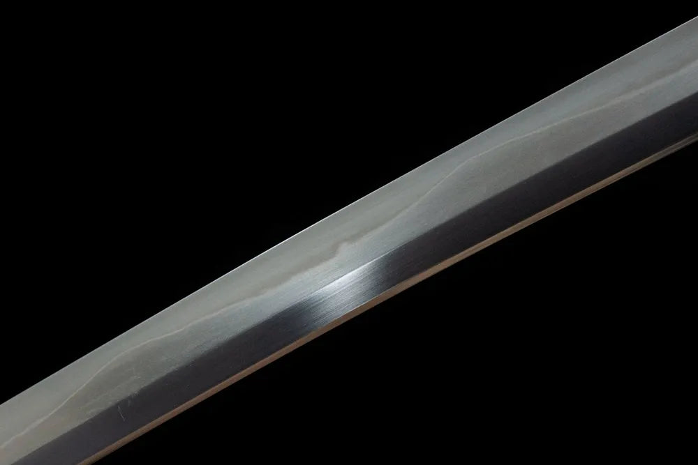 Middle blade detail continuous gentle notare wave temper polished T10 surface