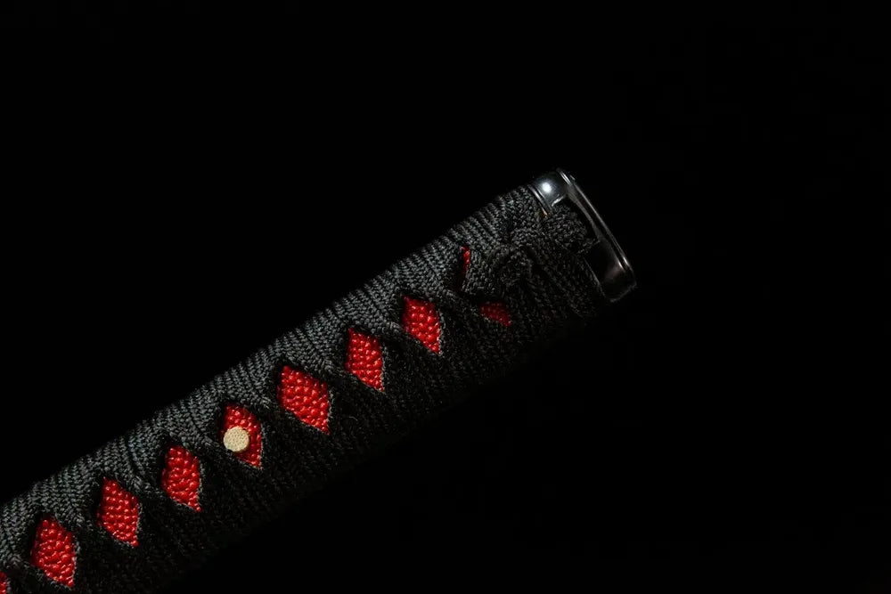 Upper tsuka closeup Magic Rabbit moro-hineri-maki cotton wrap texture