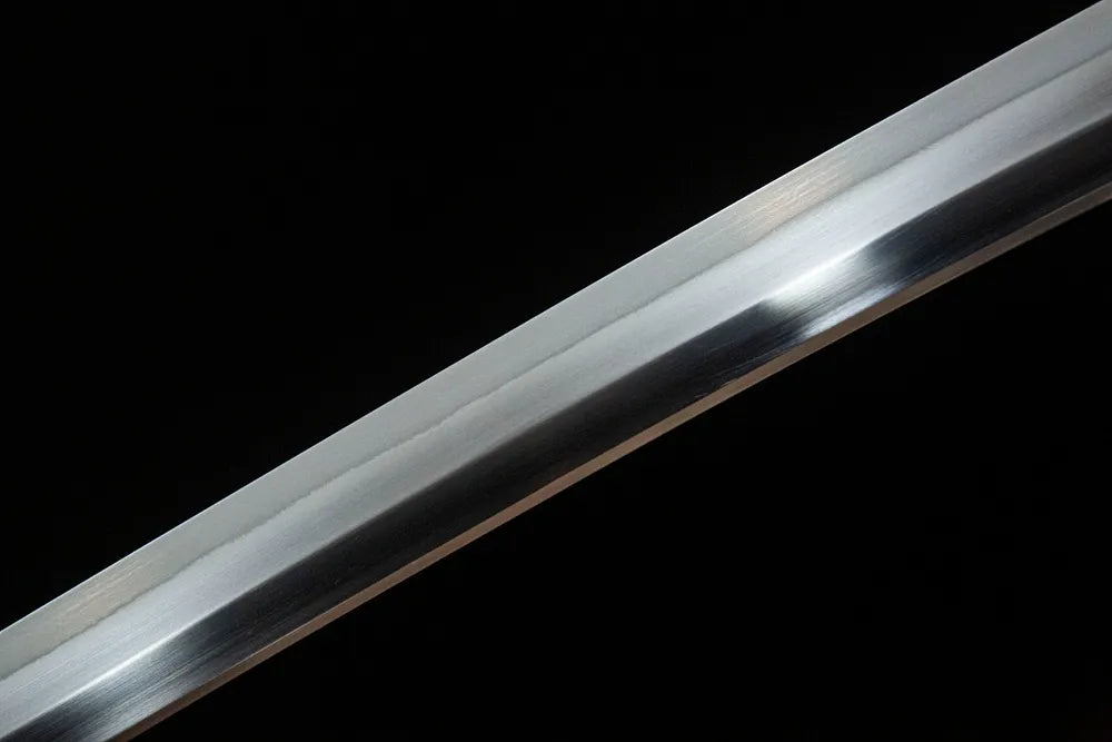 Middle blade detail uniform straight suguha temper line smooth T10 polished surface