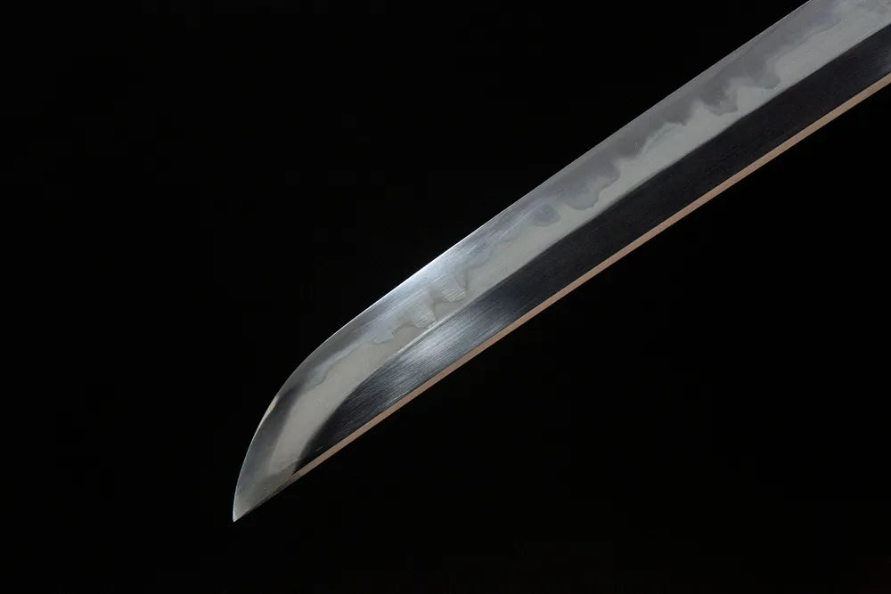 Kissaki tip closeup 3.8cm long tip fully factory sharp edge