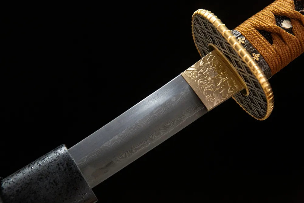 Back side scabbard habaki detail