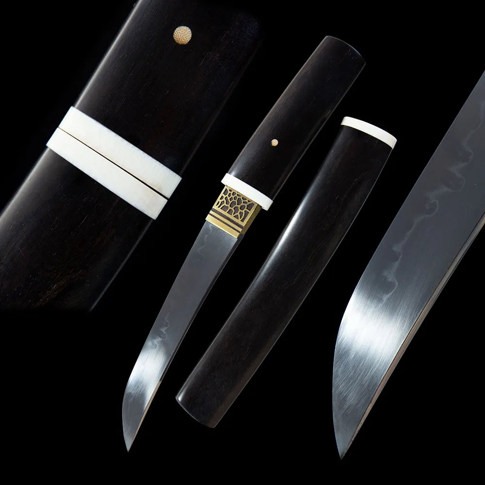 Full lone wolf tanto set display