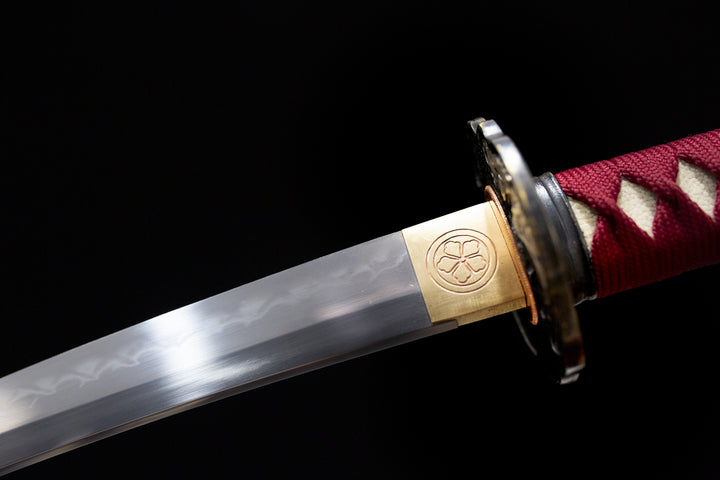 Red Wakizashi sword T10 hamon
