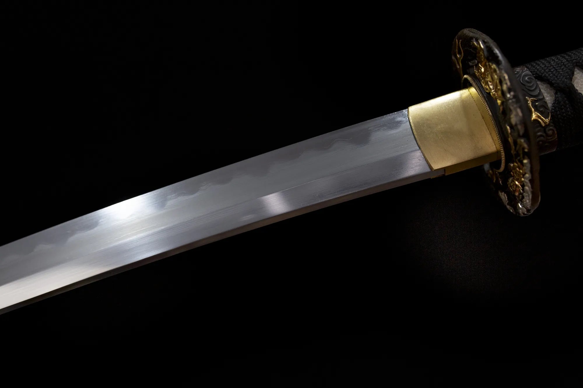 golden dragon katana