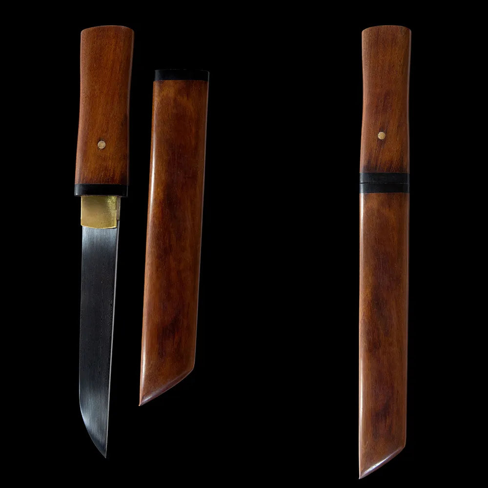 Side by side open & closed tanto display