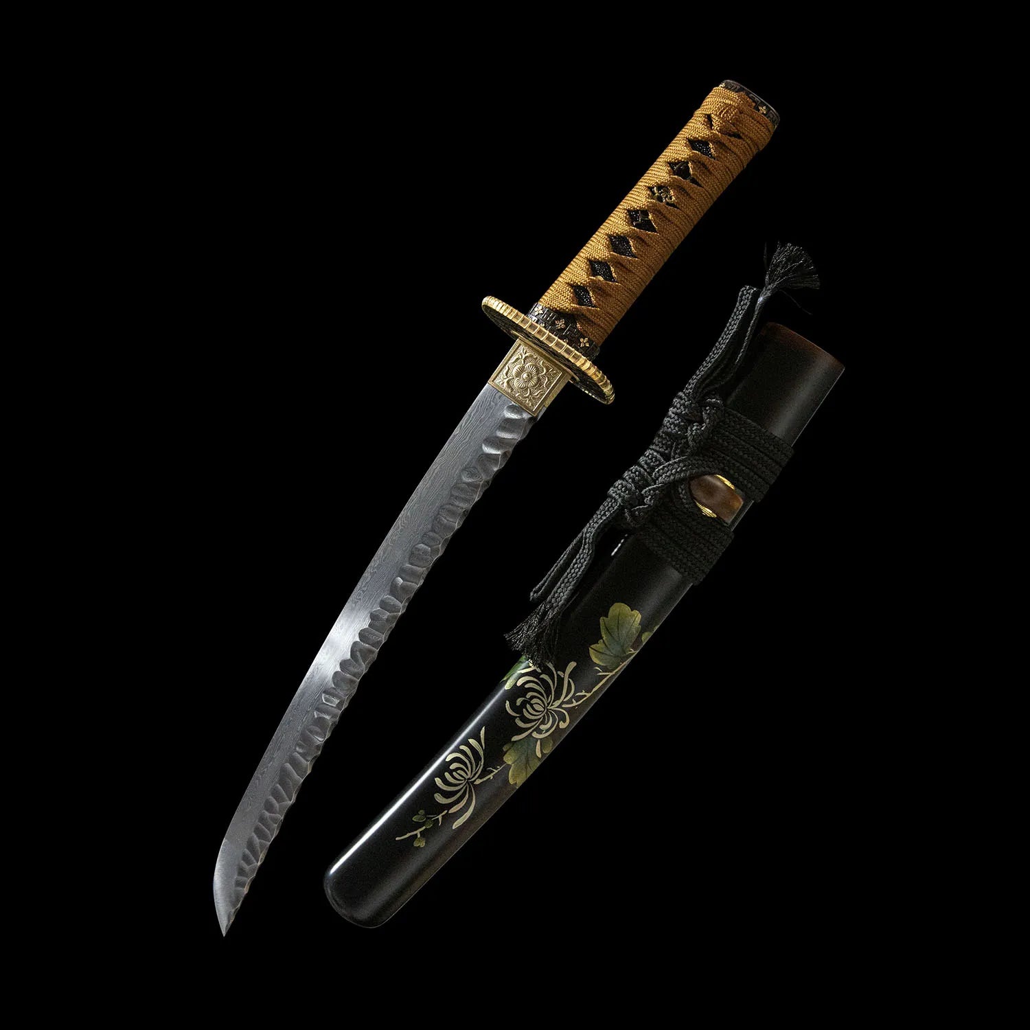 Chrysanthemum pattern wakizashi