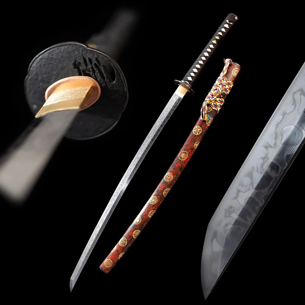 Drawing‑Katana japanese ink‑wash hand‑drawing artistic‑motif samurai katana drawn T10 suguha‑midare ink‑diffusion flowing hamon blade jet‑black hand‑painted ink‑wash saya full black‑background studio shot