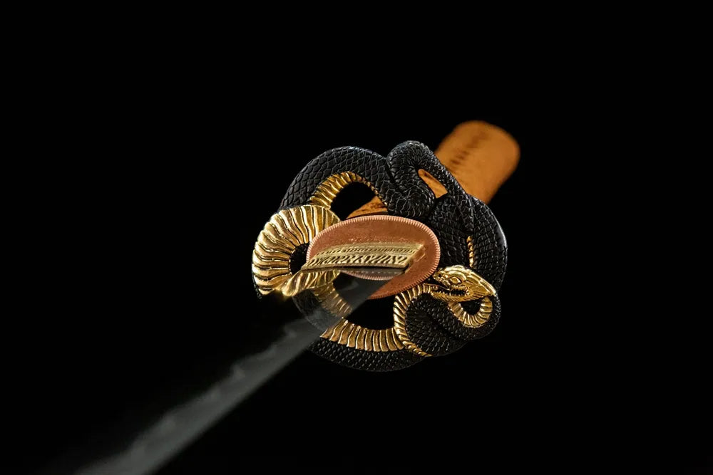 Patteraless Katana tsuba front view, copper gilded silver hand guard
