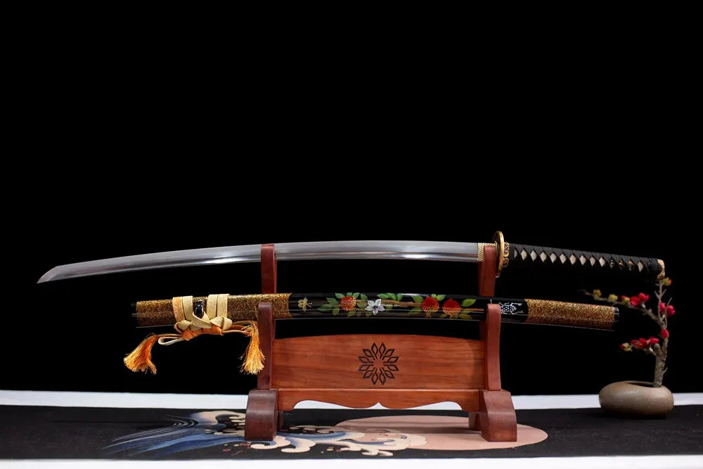 Flat fully‑drawn T10 clay‑tempered yoshino‑sakura‑etched Yoshino‑Katana blade wooden rack front shot