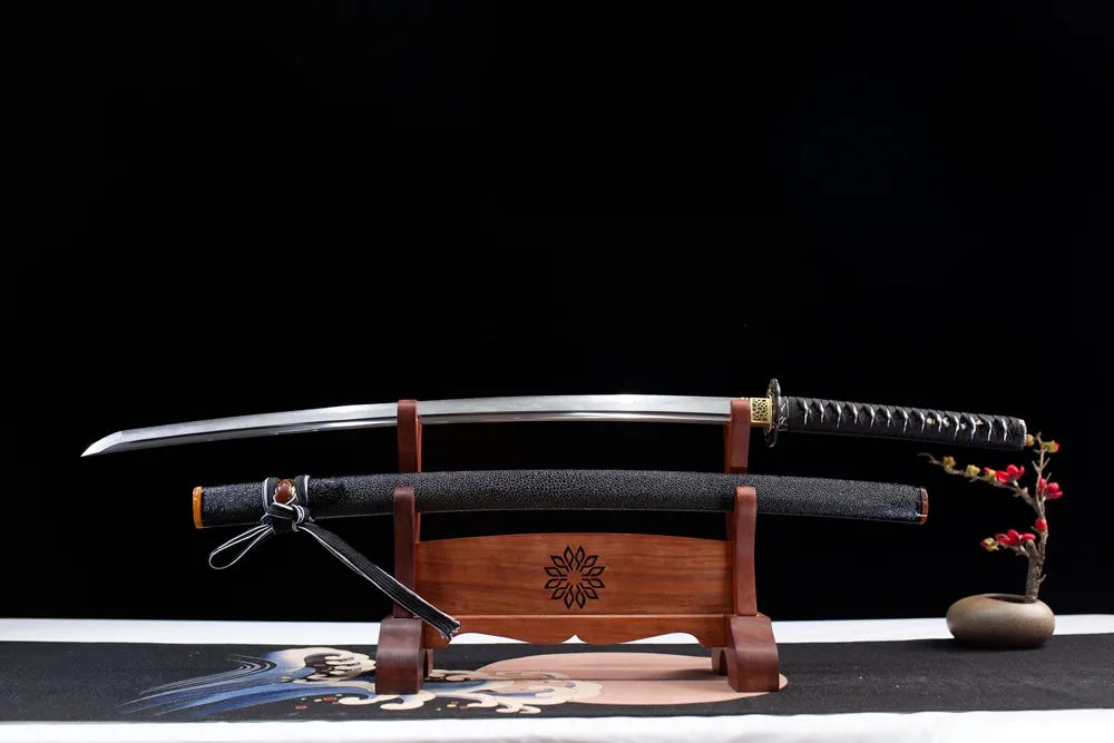 Flat fully drawn full pattern damascus steel spray blade shot