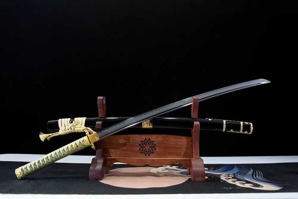 45° unsheathed front view extended shinogizukuri long light training cutting edge