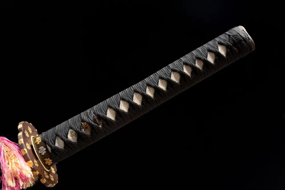 Full black woven ray skin tsuka golden snowflake fittings front shot