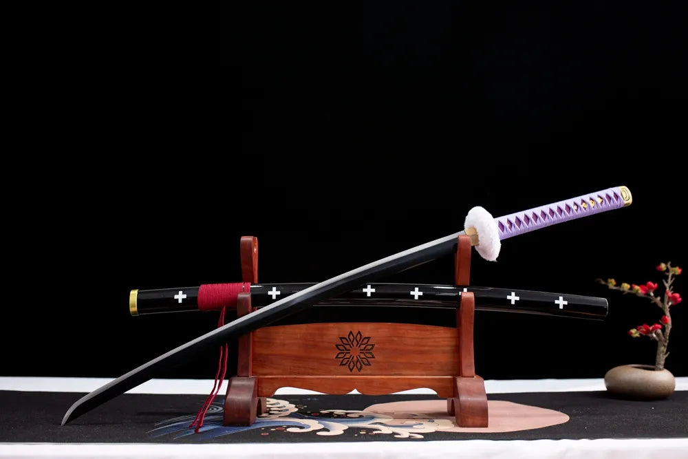 Slanted upright drawn One‑Piece Kikoku sword wooden shelf front view