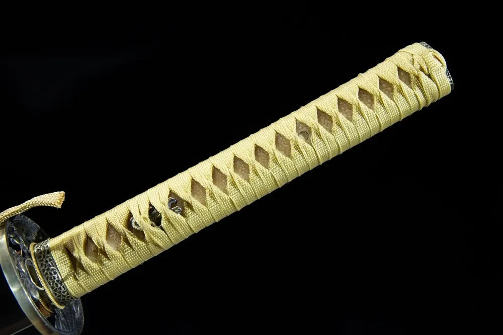 Full beige wrapped grip front shot