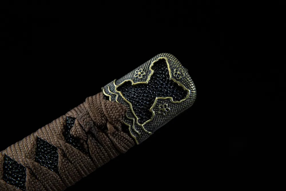 Upper tsuka closeup brown diamond woven cotton ito texture