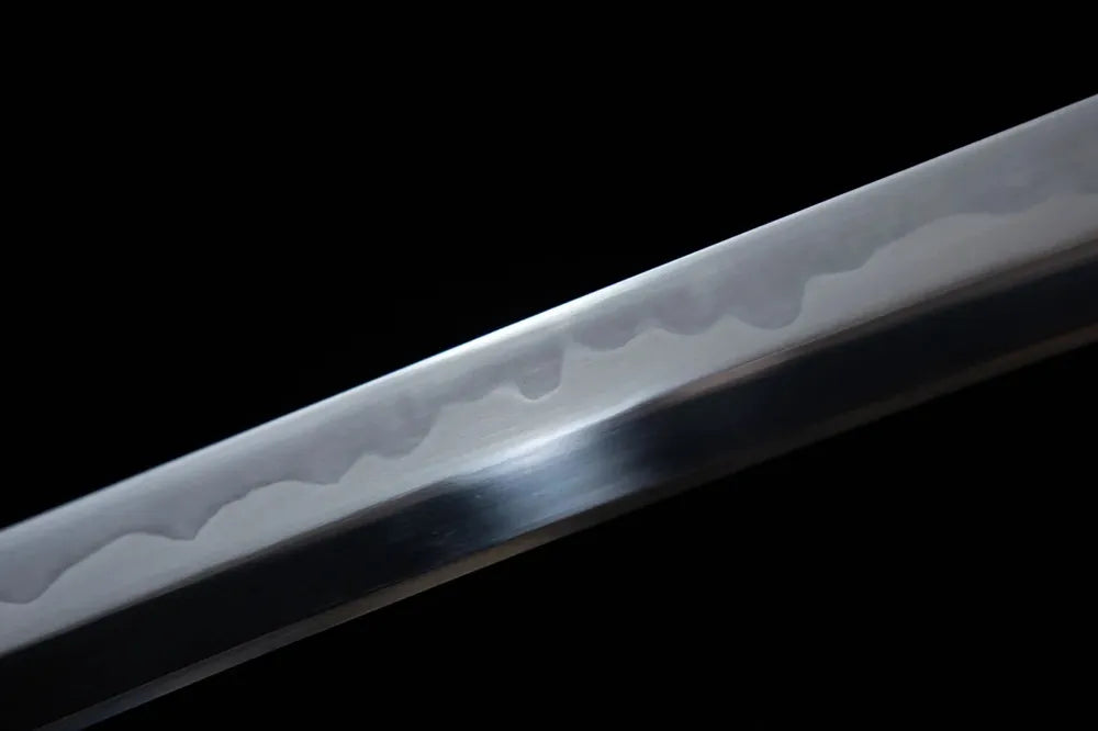 Mid blade wave clay temper grain texture