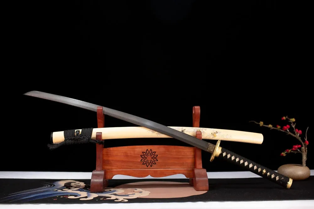 45‑angle open full‑size Katana‑Bird forest‑avian auspicious‑bird wildlife‑motif samurai katana two‑layer wooden stand front view