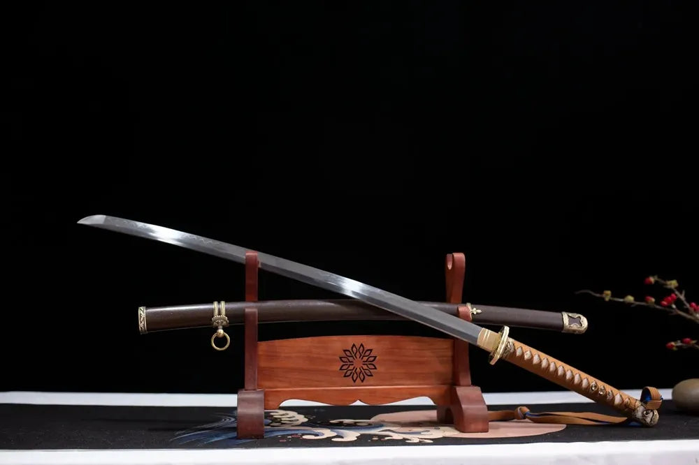 45‑angle open full‑size wwii reproduction 98‑style military saber two‑layer wooden stand front view