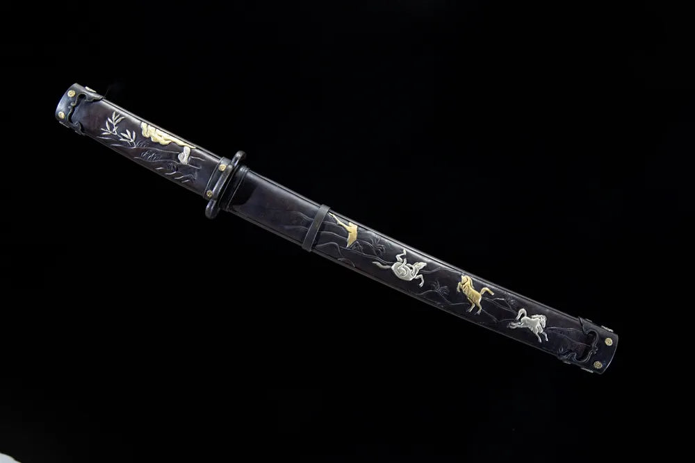45° front view carved dark wood closed tanto