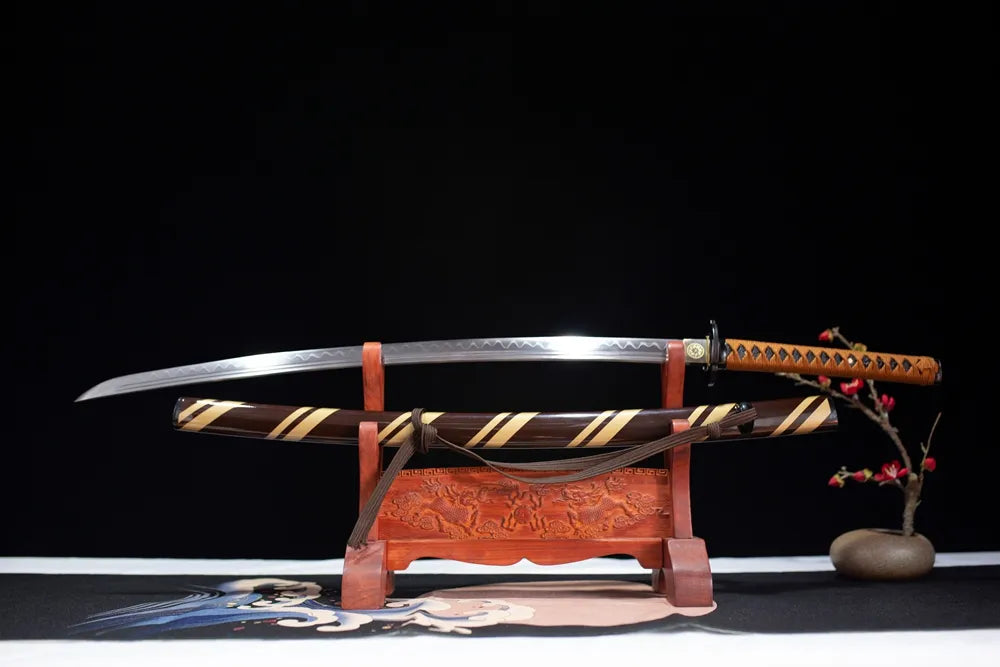 Flat fully‑drawn T10 clay‑tempered gunome‑midare‑hamon Day‑Night‑Katana blade wooden rack front shot