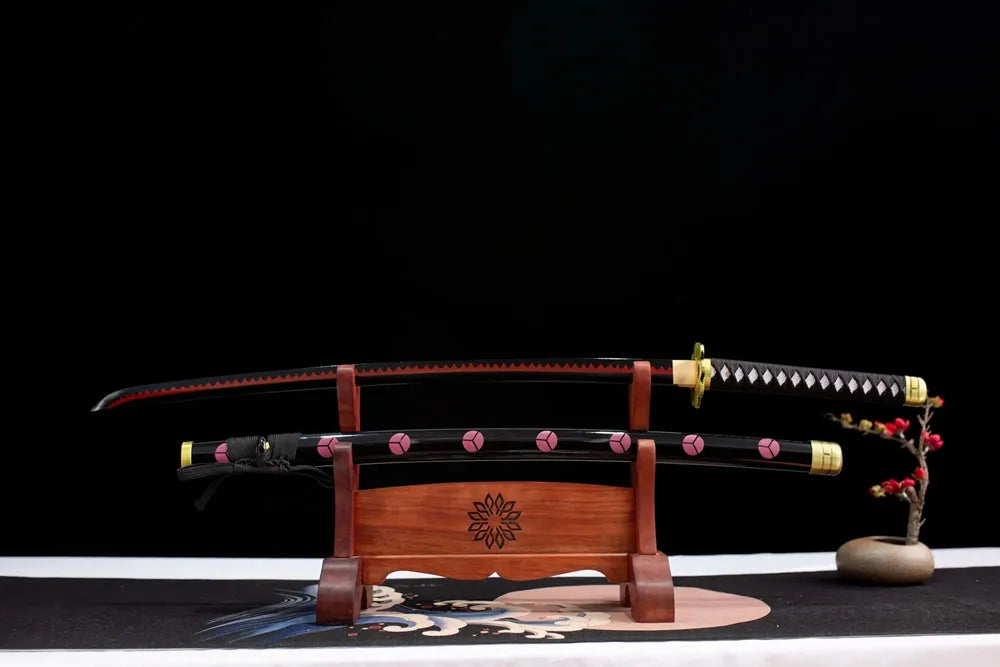 Flat fully drawn T10 clay tempered Shusui black hamon blade wood rack shot