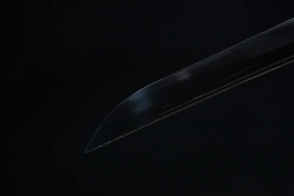 Kissaki tip closeup plain lightweight factory sharp training edge