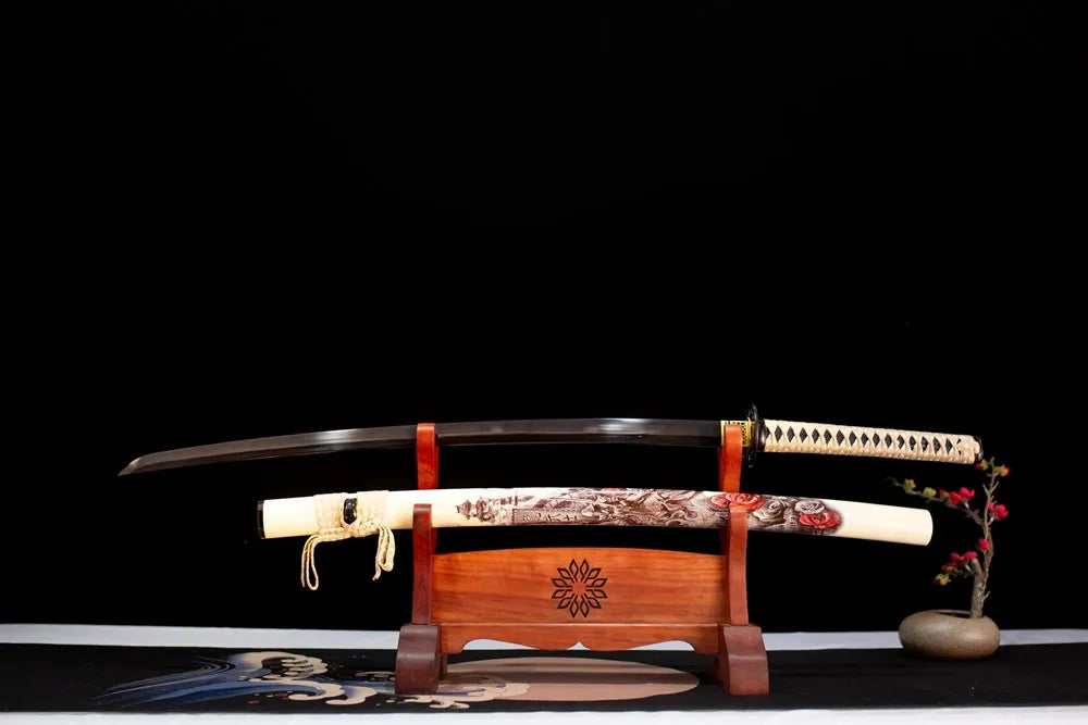 Flat fully‑drawn 1060 oil‑quenched solid‑black‑oxide Dragon‑Warrior‑Katana blade wooden rack front shot