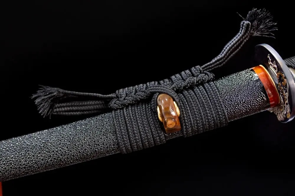 Thick silver‑grey mixed‑braided sageo cord silver‑plated‑alloy fitting macro close‑up